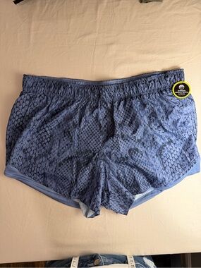 Athletic Works Women's Light Blue Snake-Print Athletic Shorts